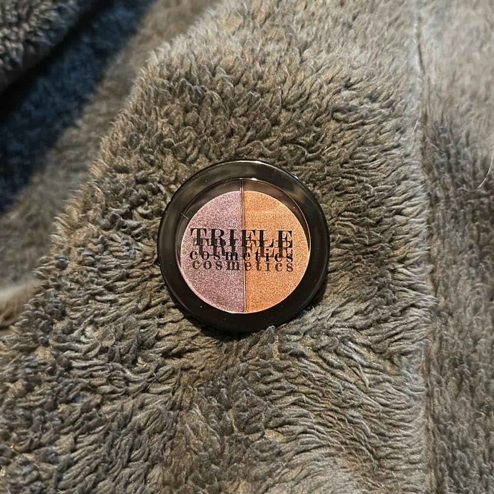 Trifle Cosmetics Eye Candy eyeshadow duo in Sorbet